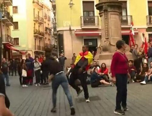 Emakume baten aurkako auzia artxibatu dute Iruñean, Espainiako bandera batekin izandako gertakari batengatik
